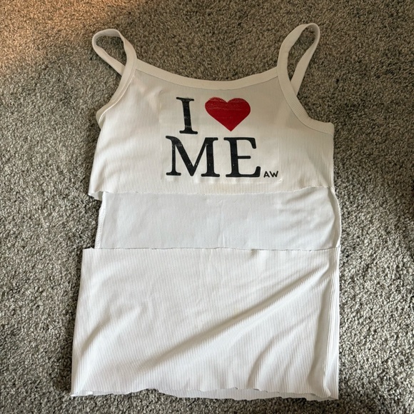 Tate McRae Costume - Picture 9 of 16